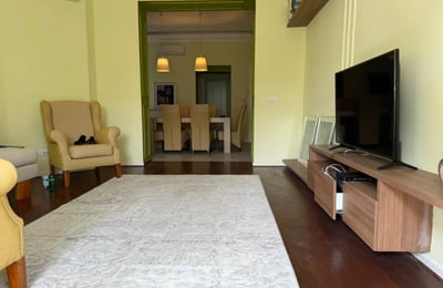 Location d’un appartement élégant de 3 pièces, 81 m², au centre de la vieille ville, Belgrade, Serbie